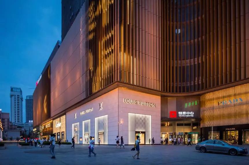 商業(yè)店鋪照明光環(huán)境如何滿足顧客心理情感