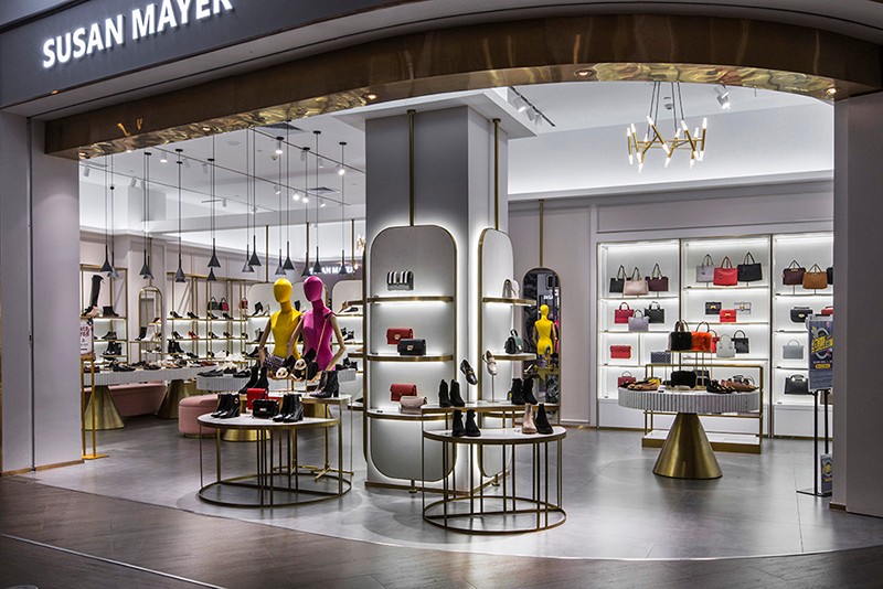 軌道射燈 應(yīng)用于SUSAN MARER鞋店照明案例