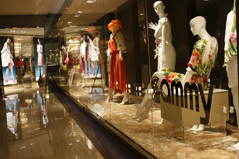 軌道射燈 應(yīng)用于sammy森美服裝店鋪照明案例