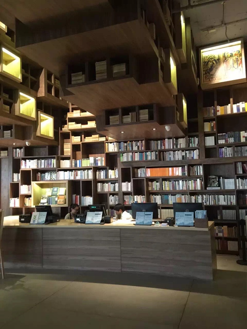 軌道燈 應用于青島方所 書店照明 案例