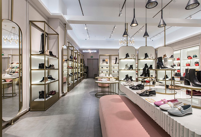 軌道射燈 應(yīng)用于SUSAN MARER鞋店照明案例